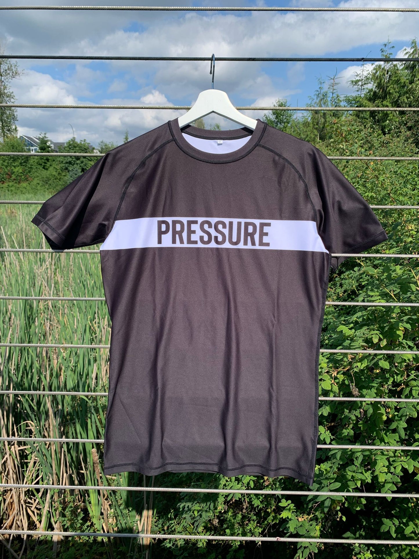 "Pressure" Short Sleeve Rashguard Black